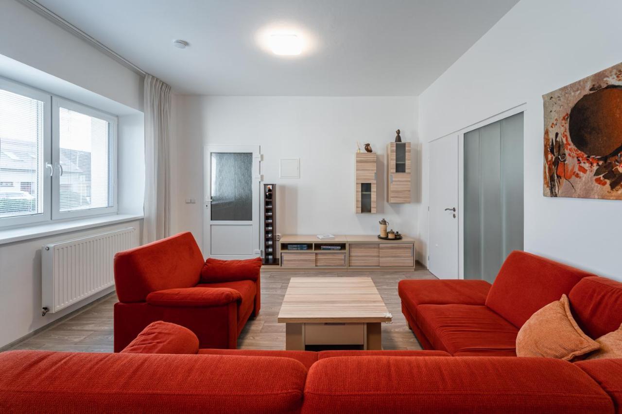 Apartment Yogiam Slavkov u Brna Exterior foto
